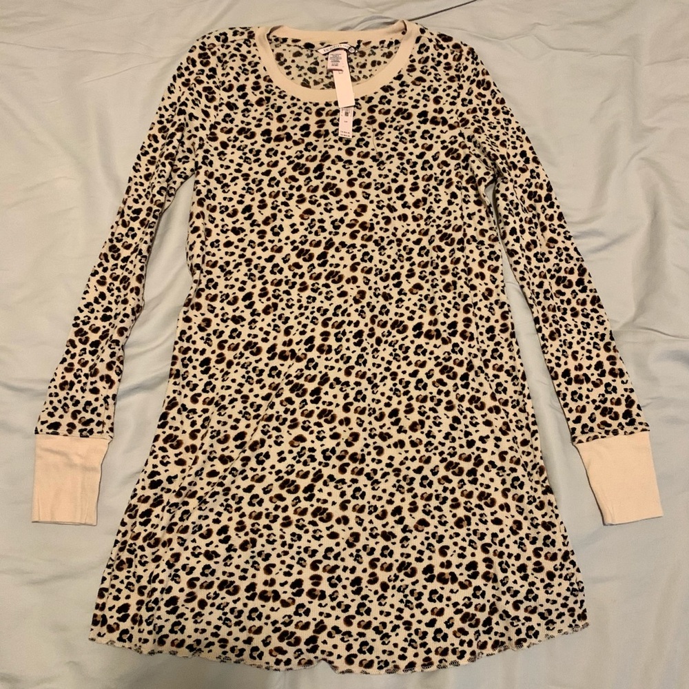Victoria’s Secret night gown